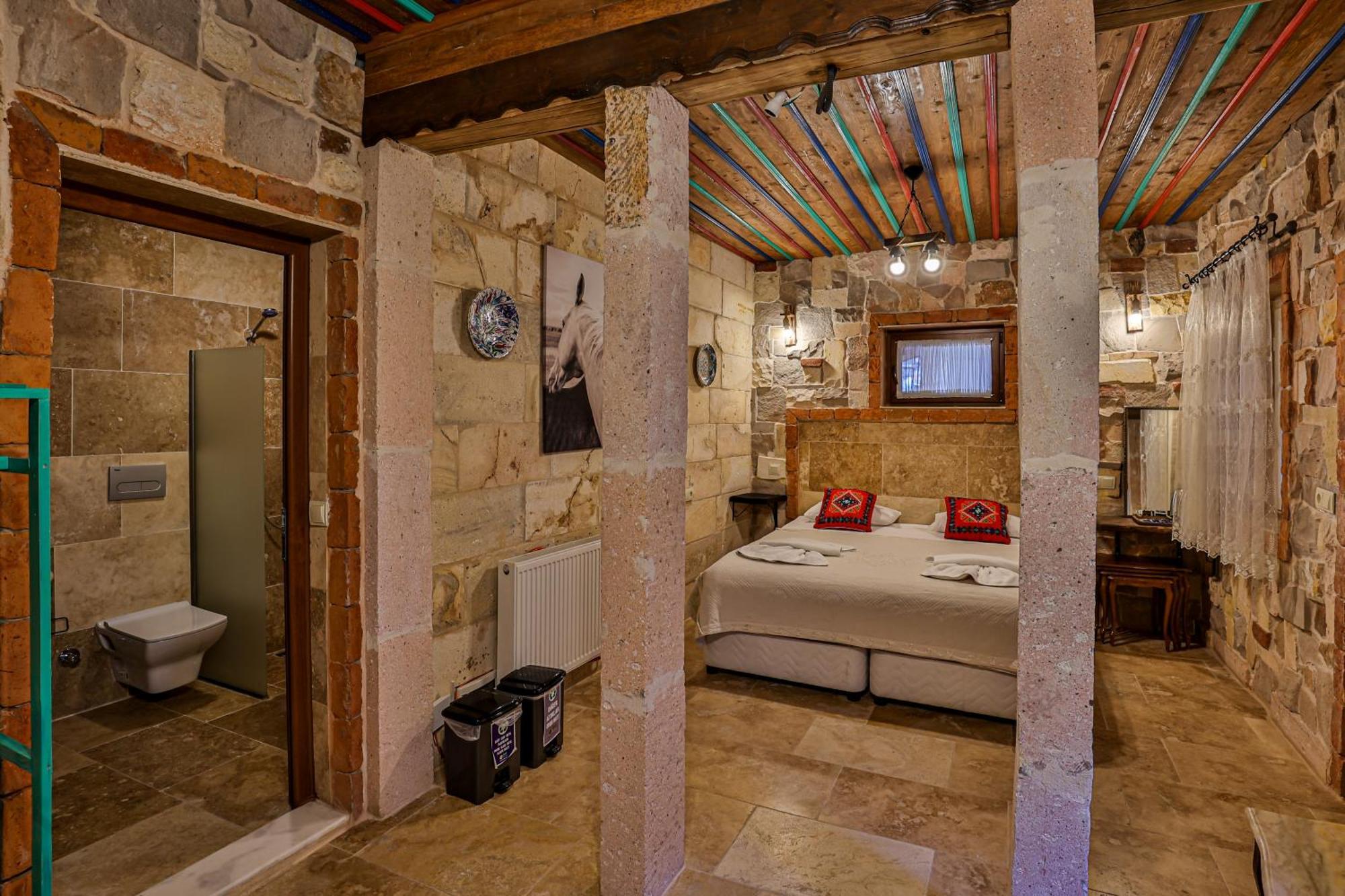 Hotel Luwian Stone House Göreme Esterno foto