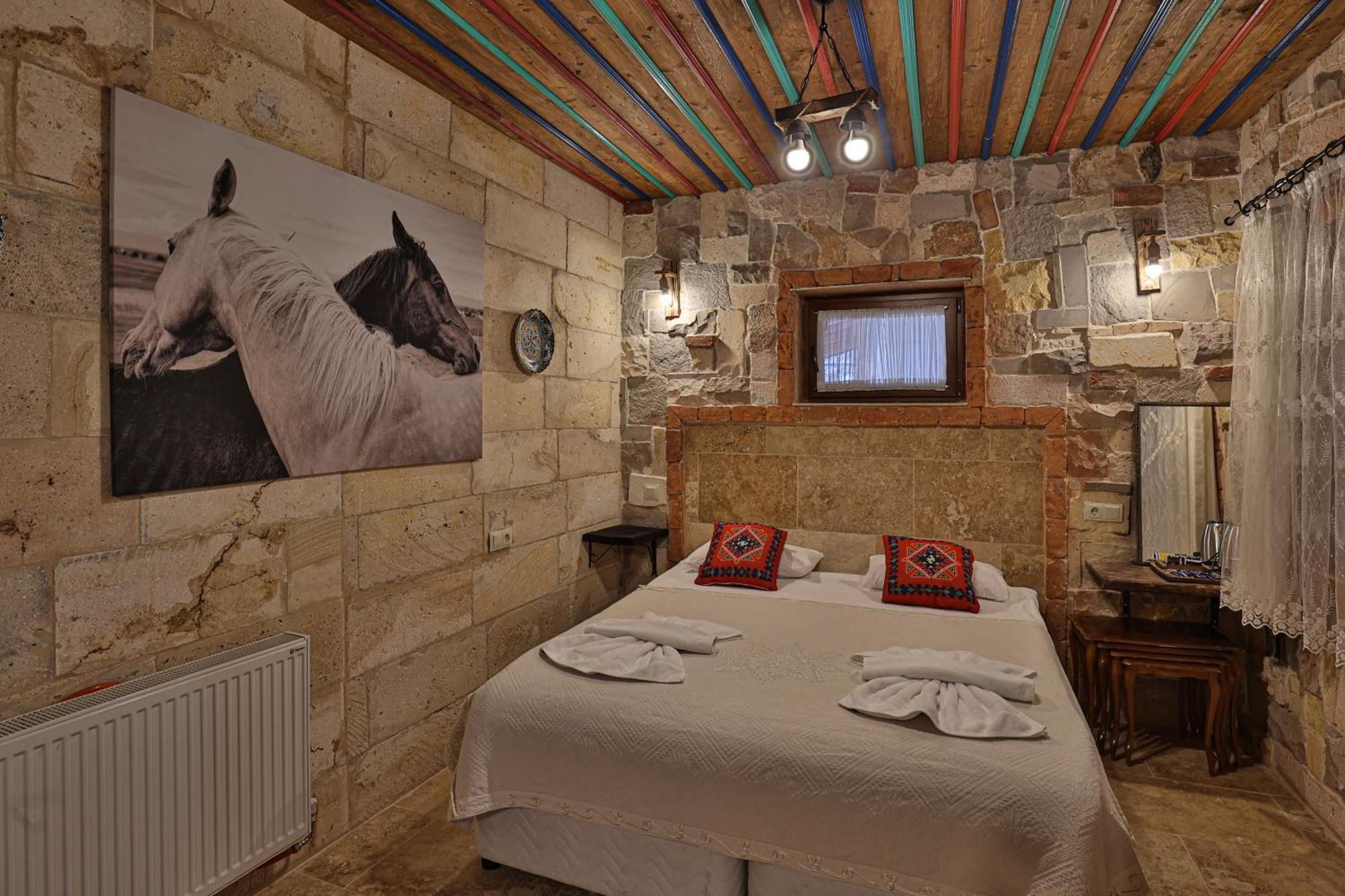 Hotel Luwian Stone House Göreme Esterno foto